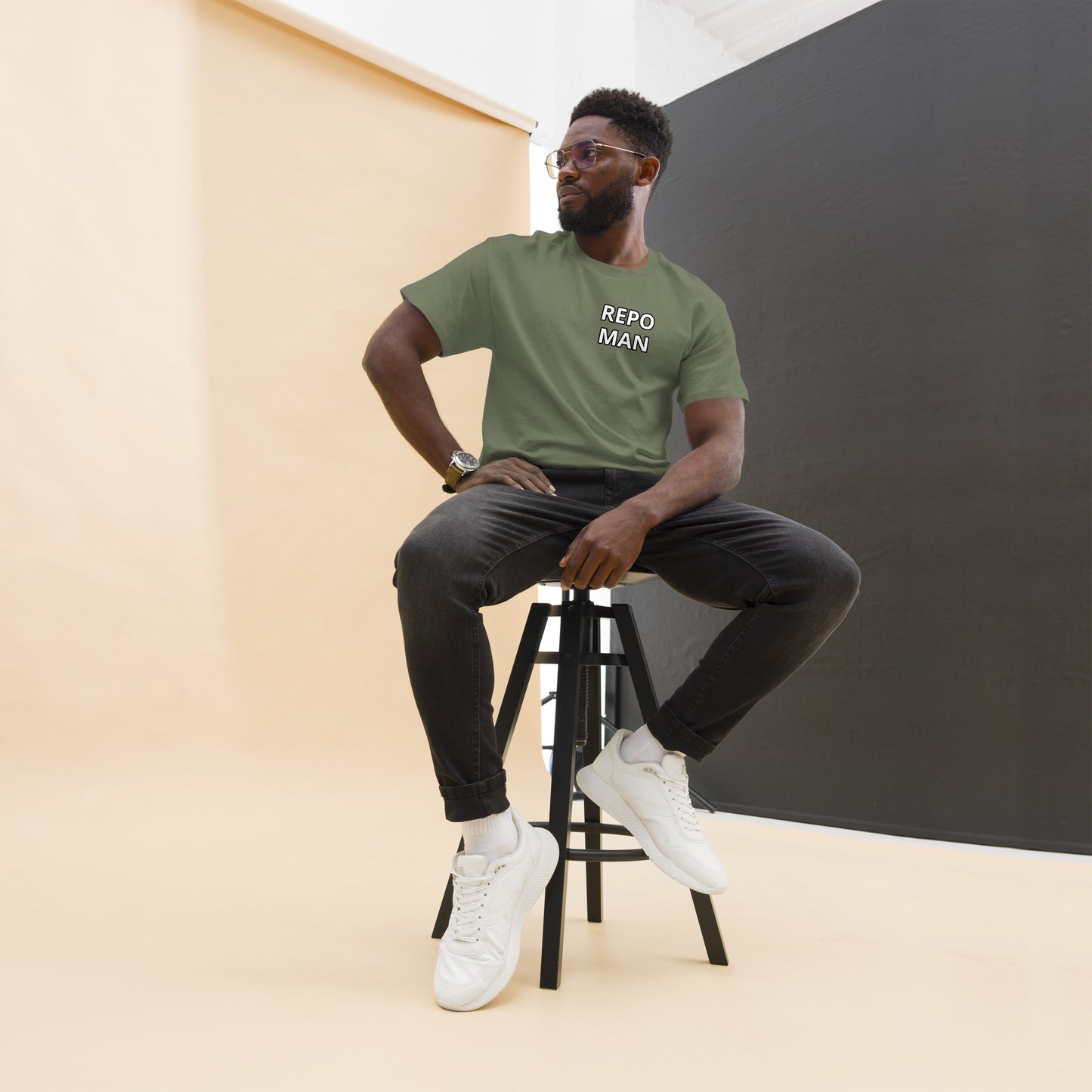 Repo Man - Men's classic tee